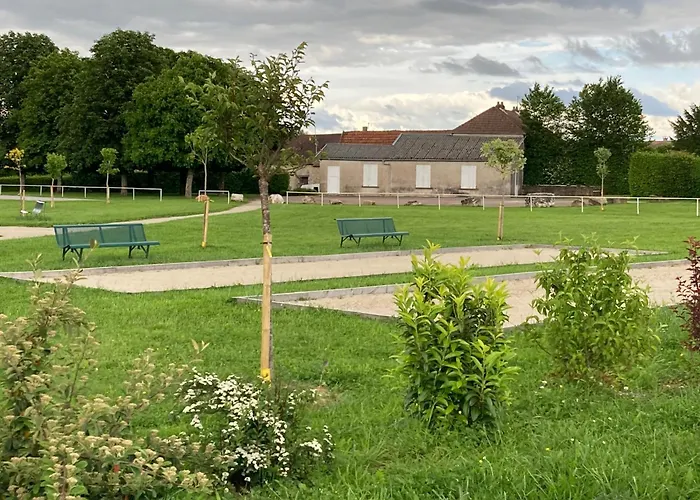 La Garconniere